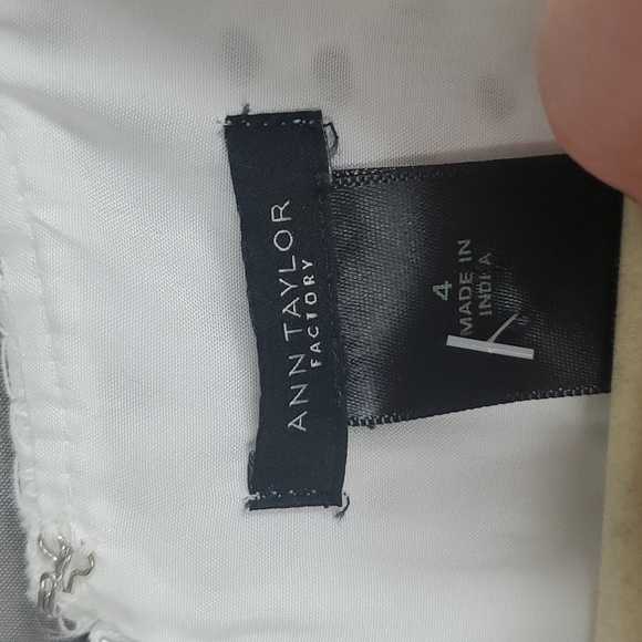 Ann Taylor Factory White Dress, Sz 4 - Picture 4 of 5